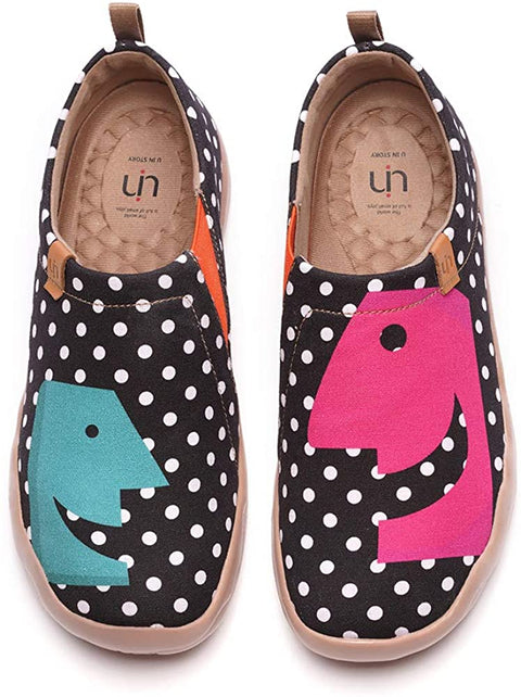 UIN Women's Men's Daily Slip Ons Flats Casual Sneakers Lightweight Painted Canvas Family Walking Loafers Hola