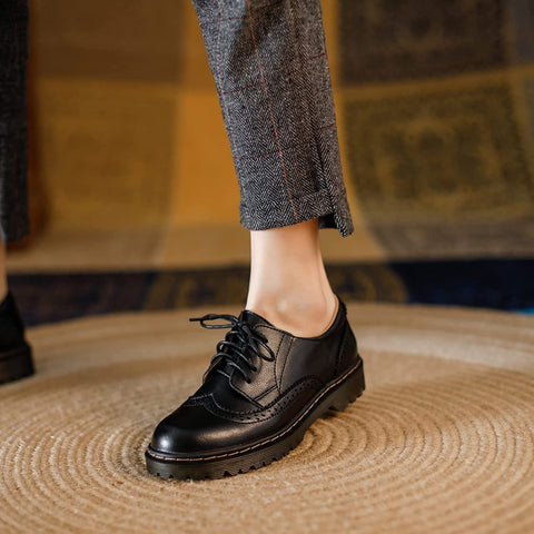 KANGFEINI Classic Formal Women's Lace-Up Dress Shoes Flat Retro Wingtip Oxfords