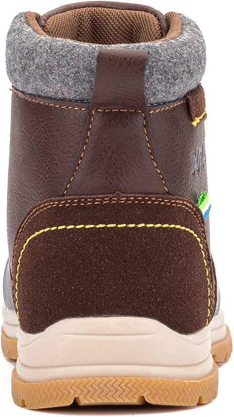 X RAY Footwear Ashton Boy’s Fashion Classic Combat Leather Mid-Top Chukka Boots, Chukka Heel, Plain Toe, Thermoplastic rubber Outsole