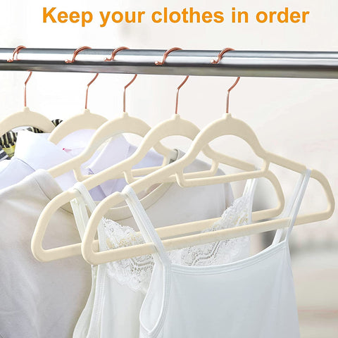 BAGAIL Pack of 60 Velvet Hangers